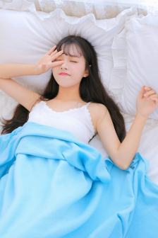 爸爸吃女儿的小兔子